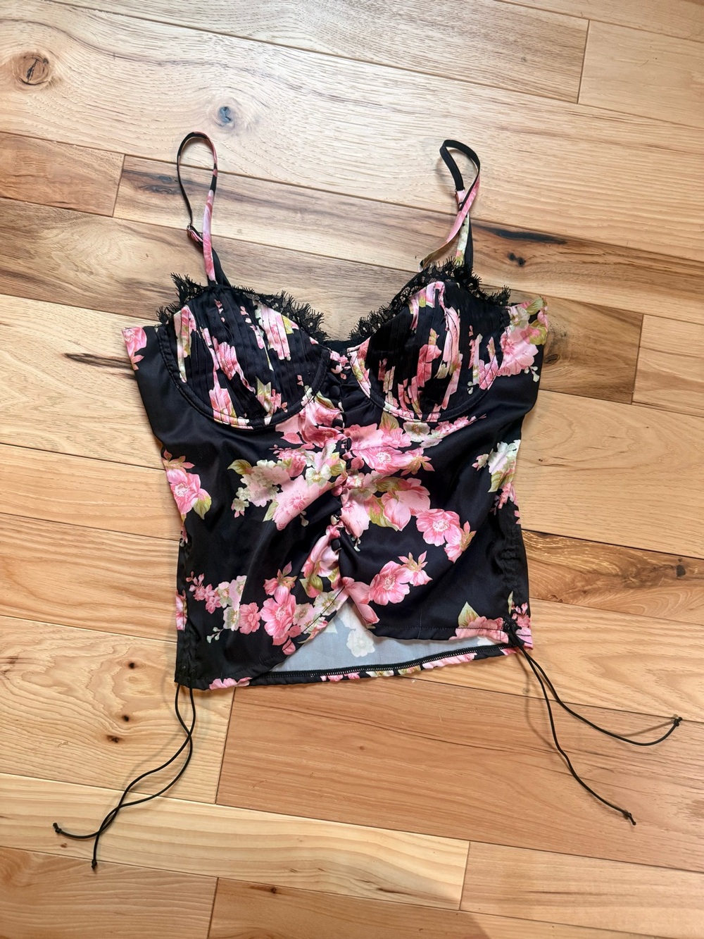 For Love & Lemons x Victoria’s Secret Floral Satin Corset Cami 🌸